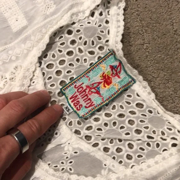 White embroidery Johnny Was top. Size XS. GUC. - Picture 2 of 3
